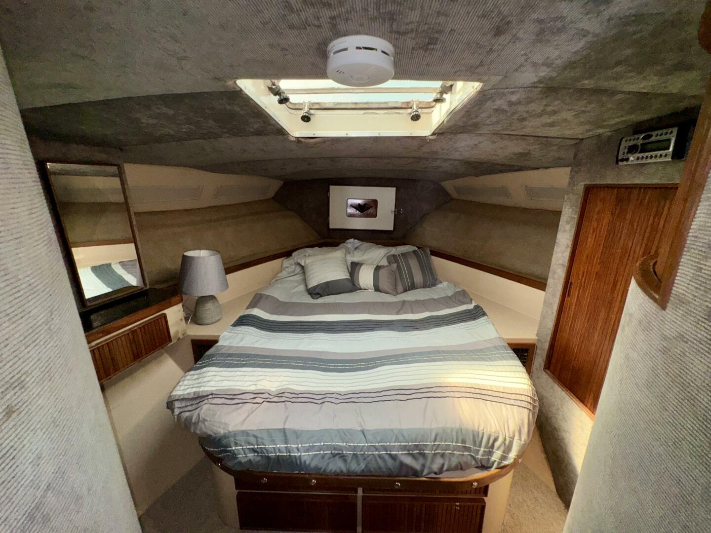 Slide: The Image of Bertram 37' Convertible 1987 - 5567255