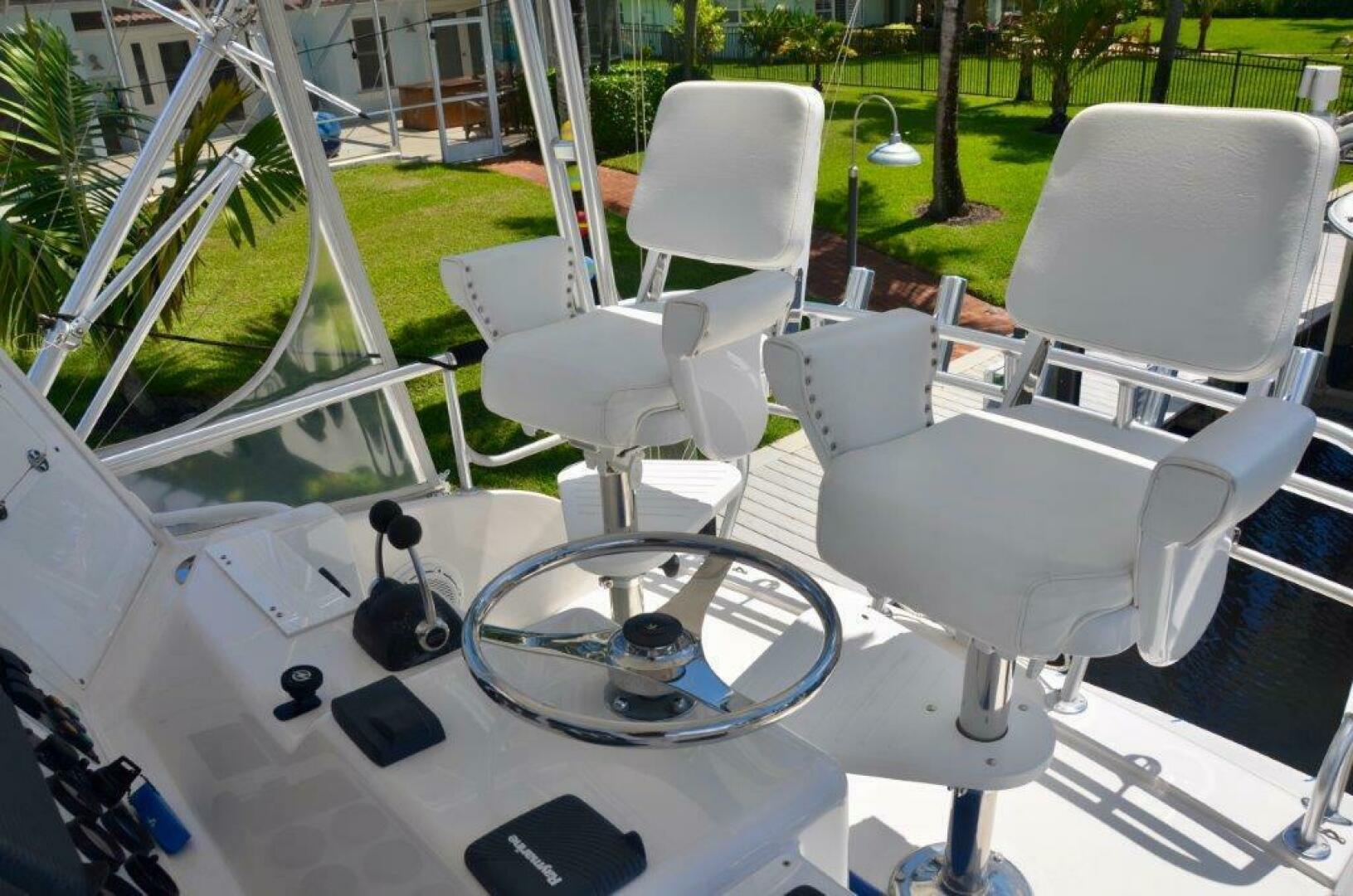 Slide: The Image of Bertram 39 Idle Hour-Helm Seating 2000 Bertram 39 Idle Hour - 4448946