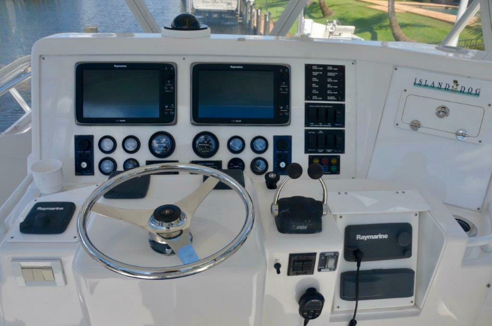 Slide: The Image of Bertram 39 Idle Hour-Helm 2000 Bertram 39 Idle Hour - 4448948