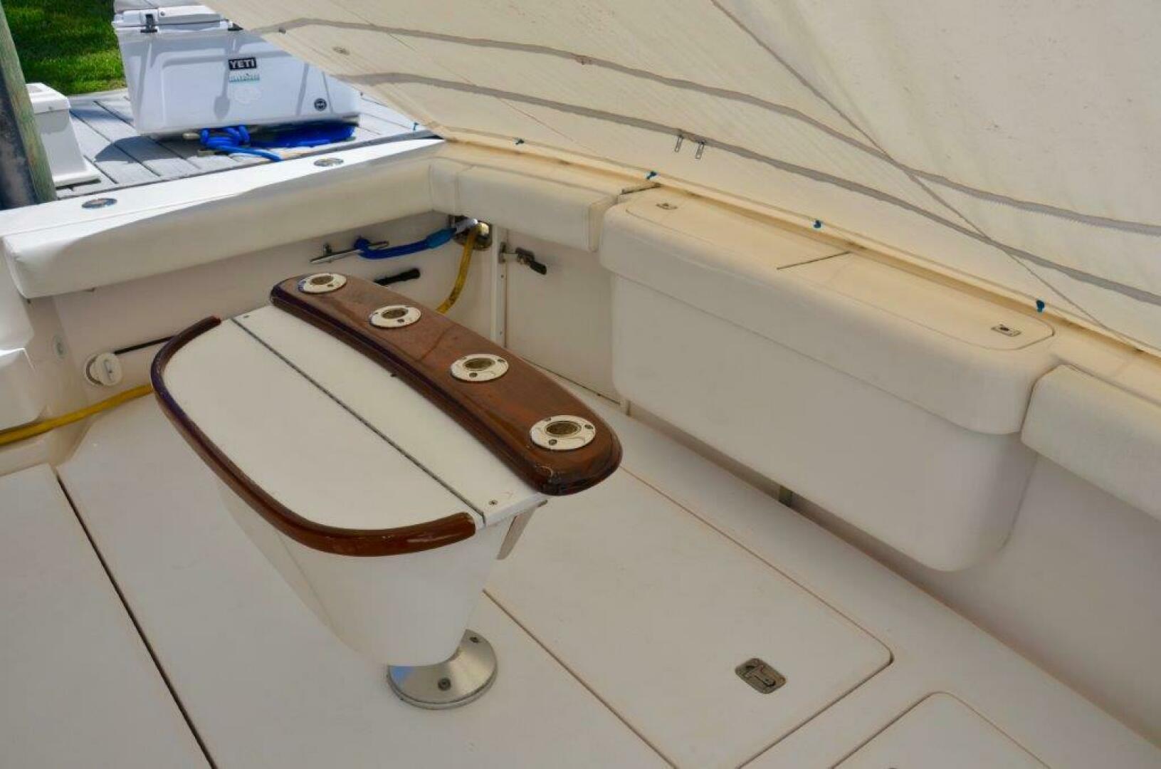 Slide: The Image of Bertram 39 Idle Hour-Cockpit 2000 Bertram 39 Idle Hour - 4448957