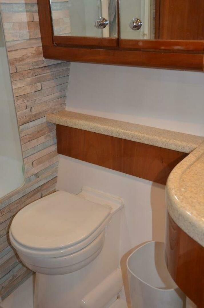 Slide: The Image of Bertram 39 Idle Hour-Head 2000 Bertram 39 Idle Hour - 4448972