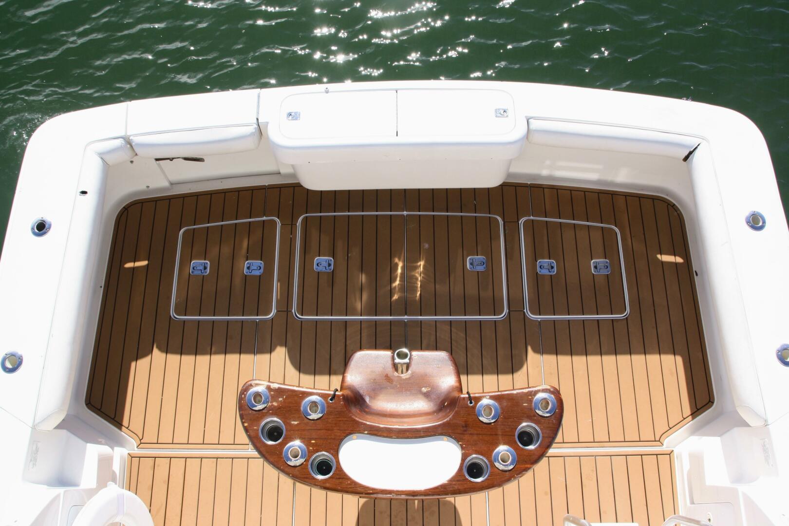 Slide: The Image of Bertram 39 Lineage- Cockpit 2003 Bertram 390 Convertible Lineage - 4954774
