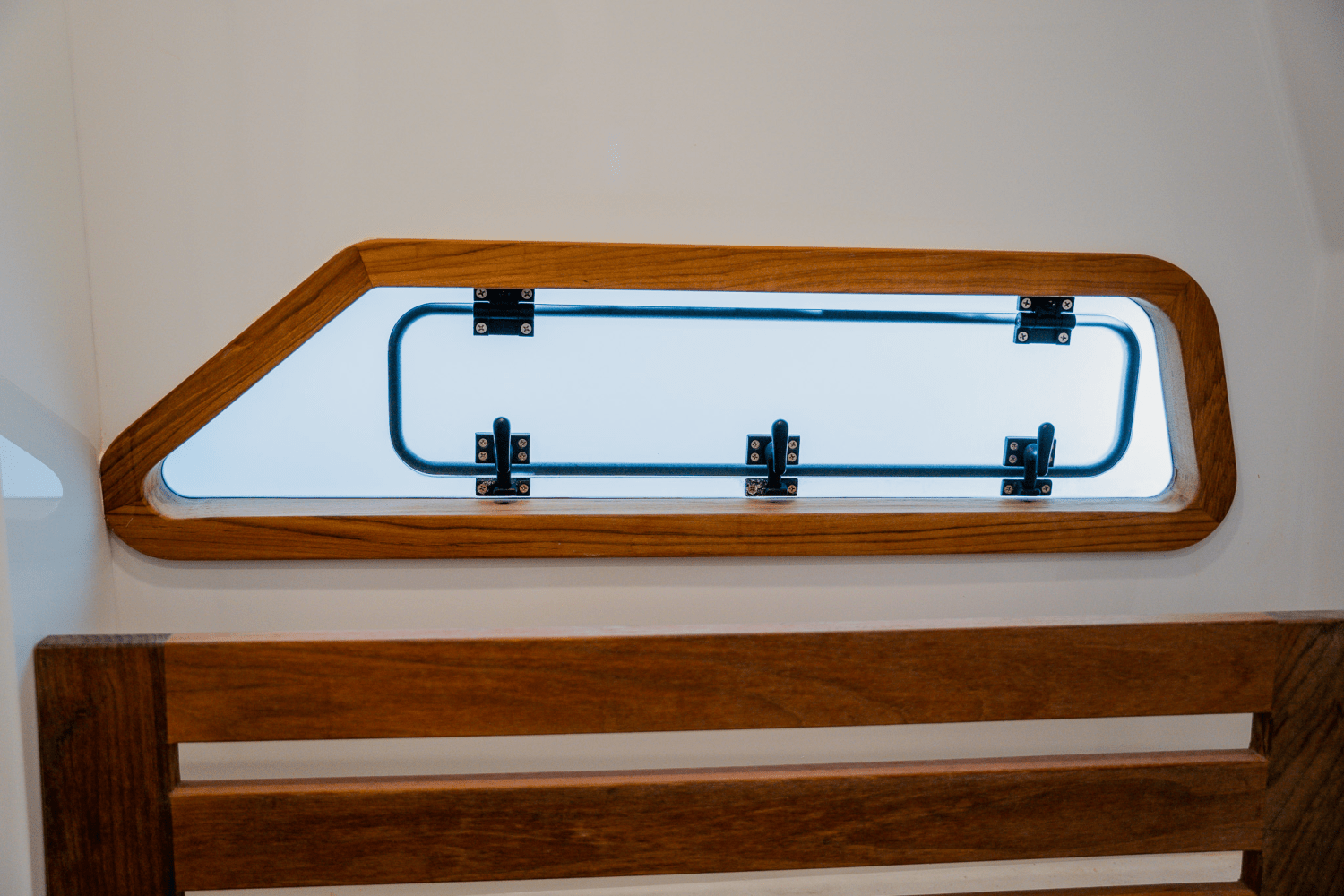 Slide: The Image of Bertram 39CC 2023 - 43