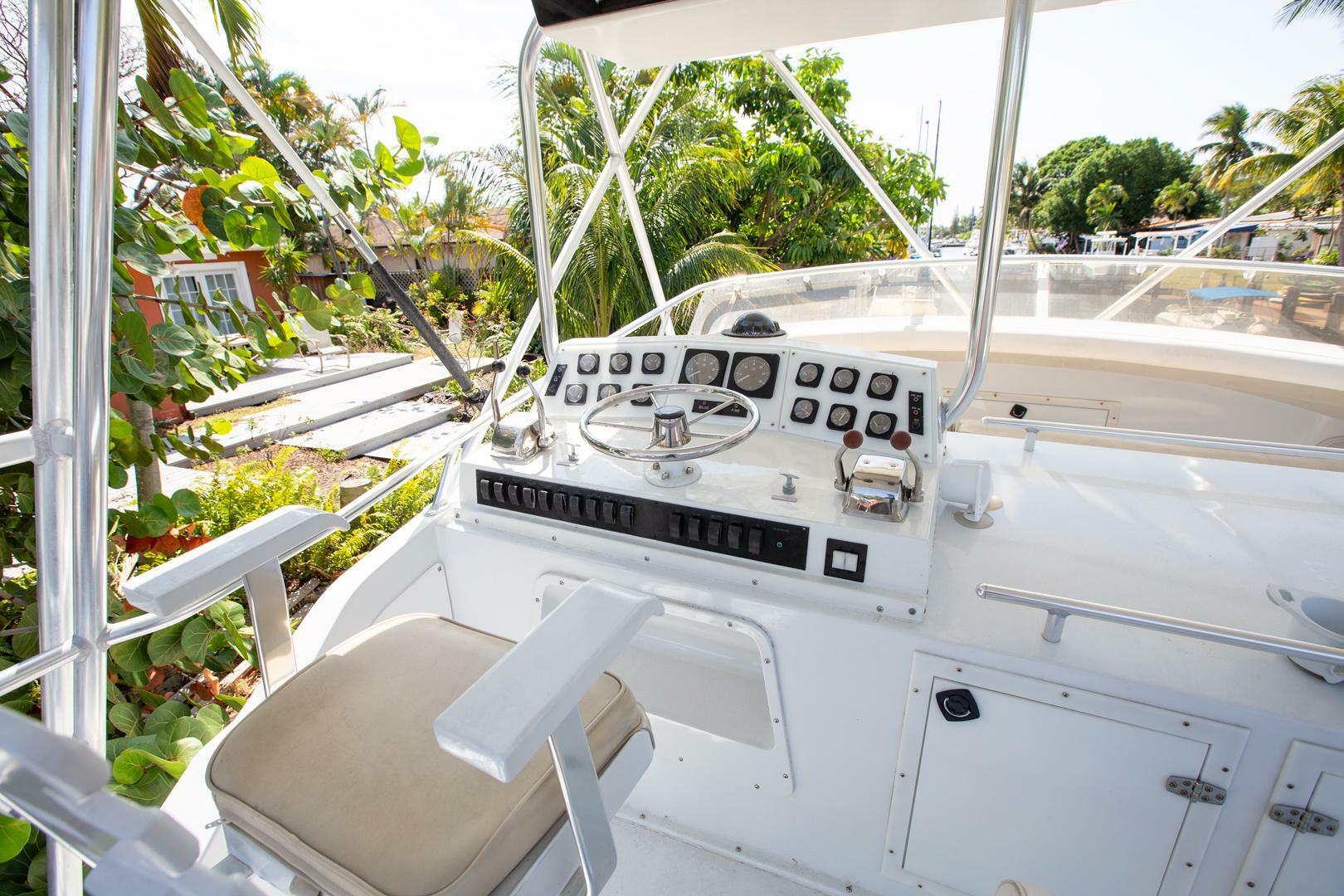 Slide: The Image of Bertram 46 1978 - 5164813