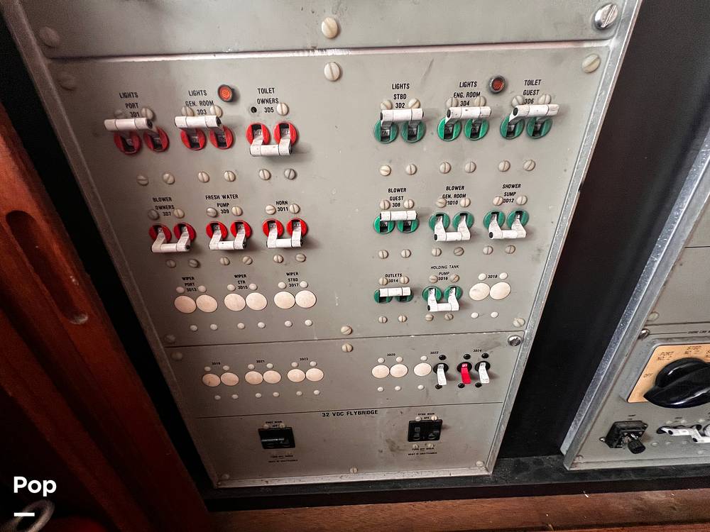 Slide: The Image of Bertram 46 SF 1986 - 15466351