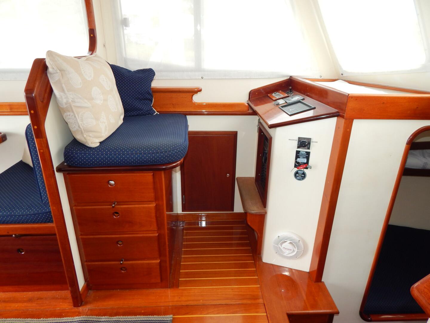 Slide: The Image of BHM Flybridge Cruiser 2000 - 4744664