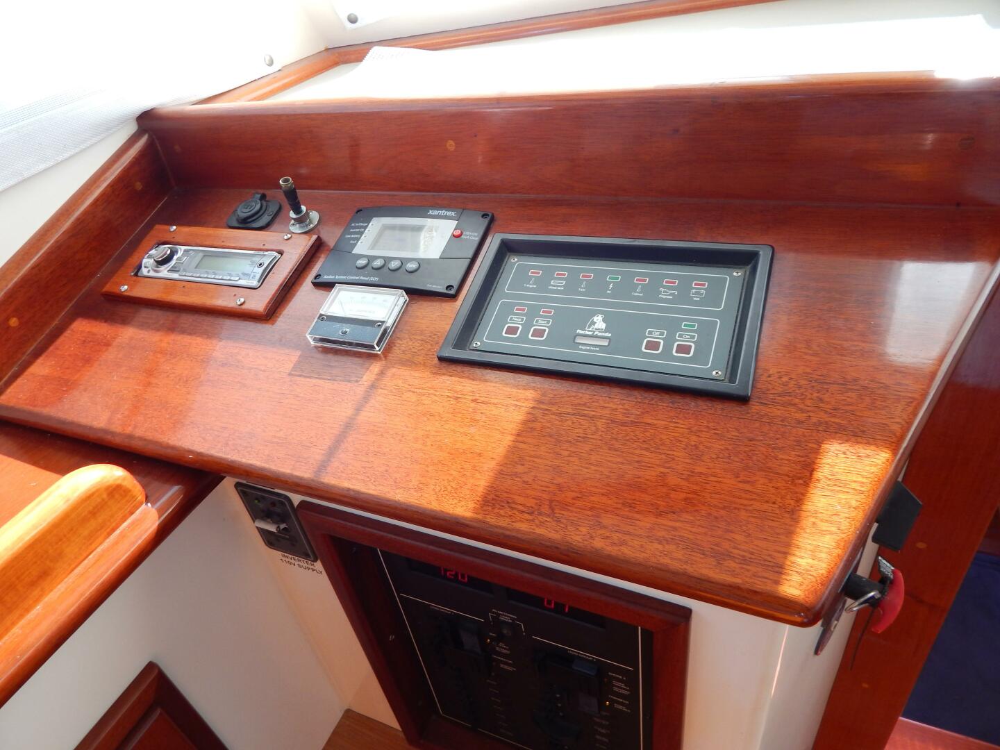 Slide: The Image of BHM Flybridge Cruiser 2000 - 4742991