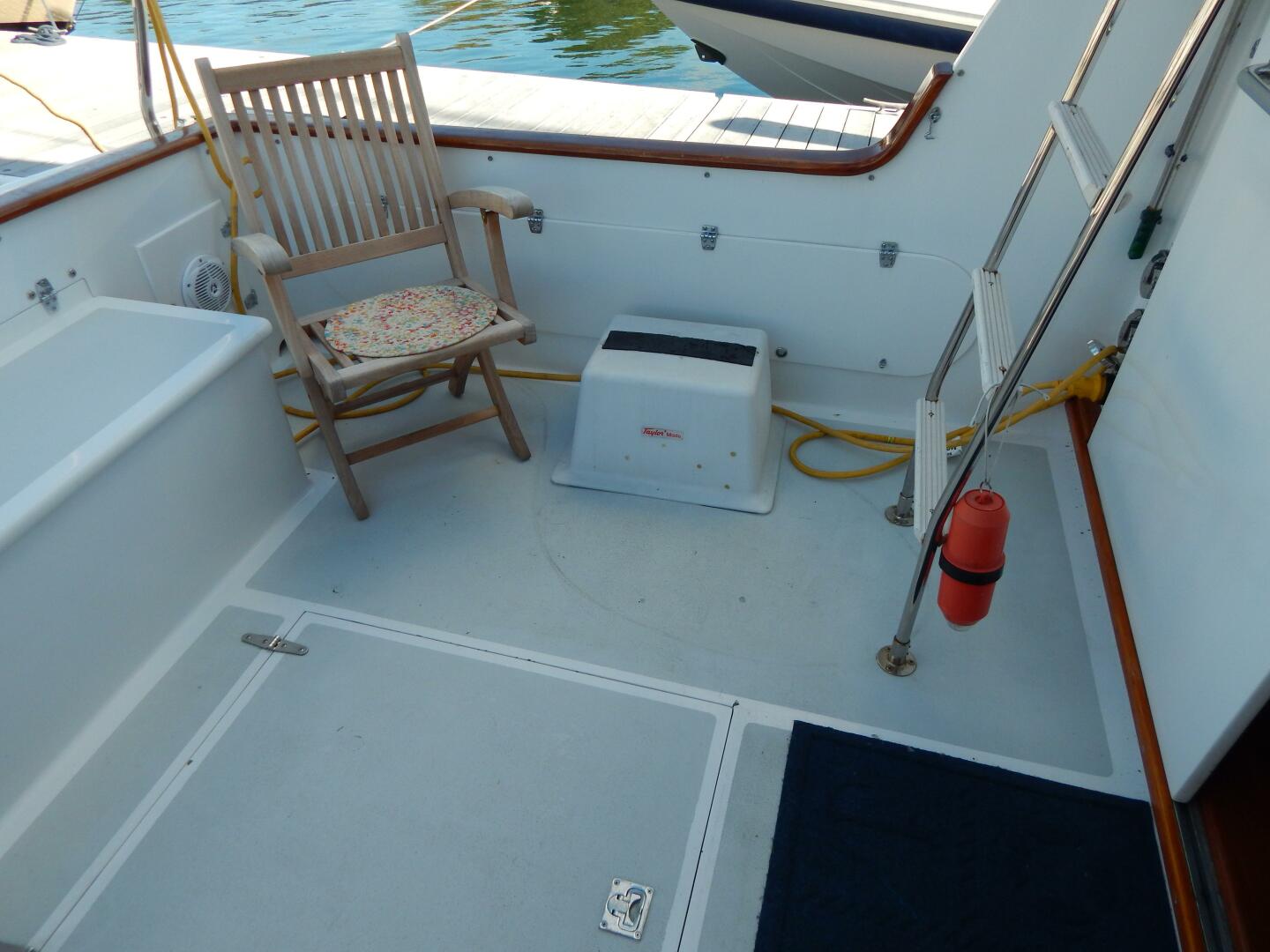 Slide: The Image of BHM Flybridge Cruiser 2000 - 4742988