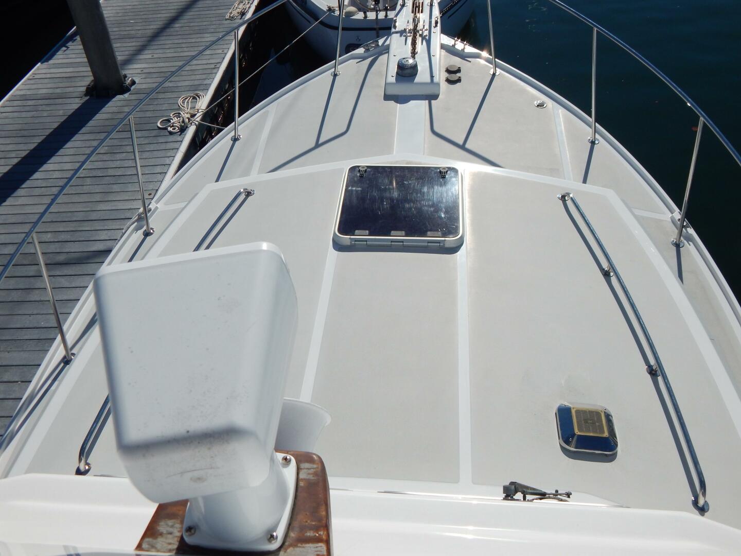 Slide: The Image of BHM Flybridge Cruiser 2000 - 4742983