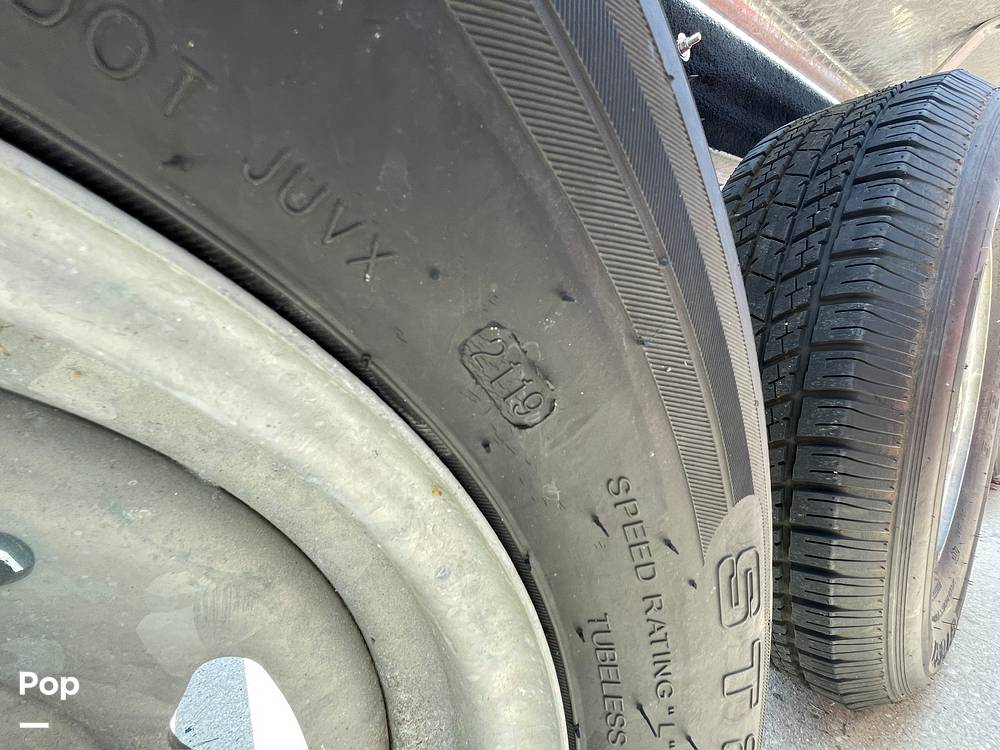 Slide: The Image of Tire Date Code - 14409764