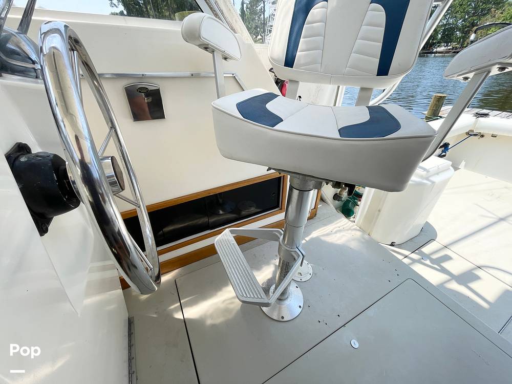 Slide: The Image of Captain's Chair - 14409889