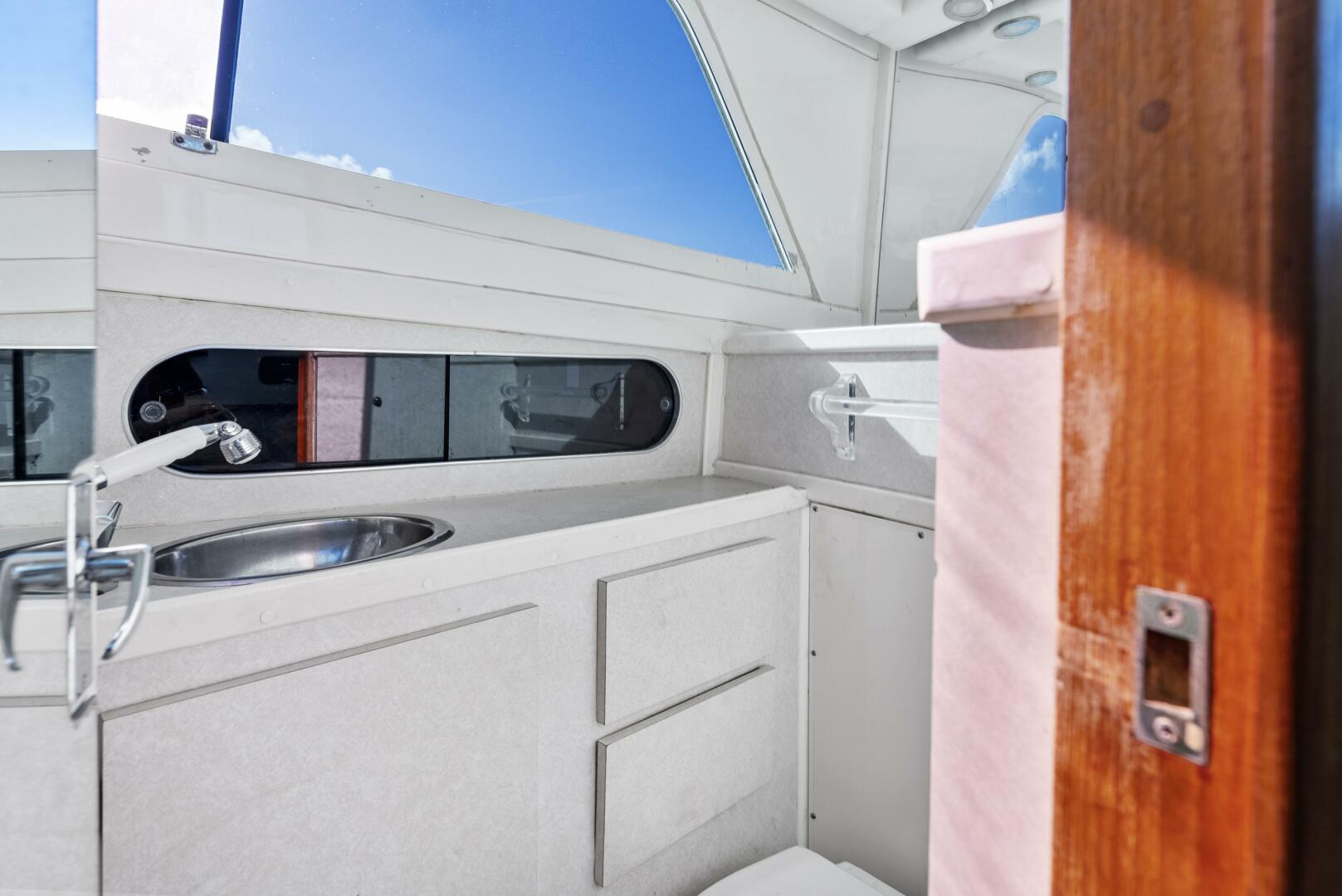 Slide: The Image of 1997 Blackfin 29 Flybridge - DARK SEAS - 4270712