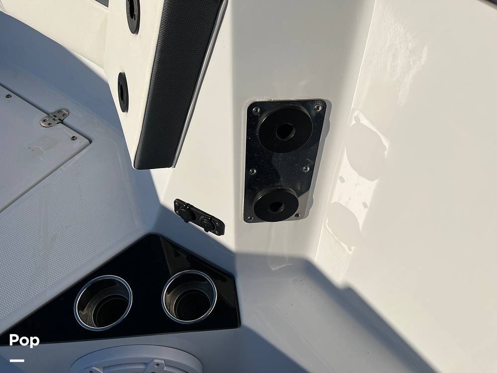 Slide: The Image of 12 V DC Outlets - 13591825