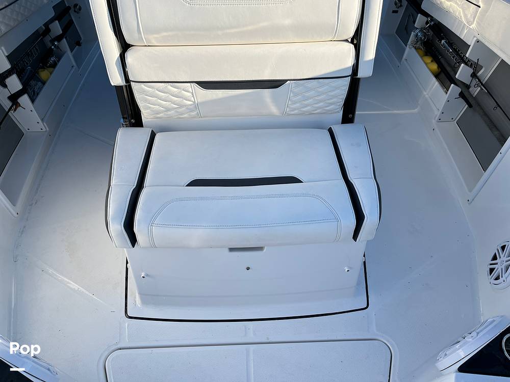 Slide: The Image of Cooler Seat W/backrest - 13591852