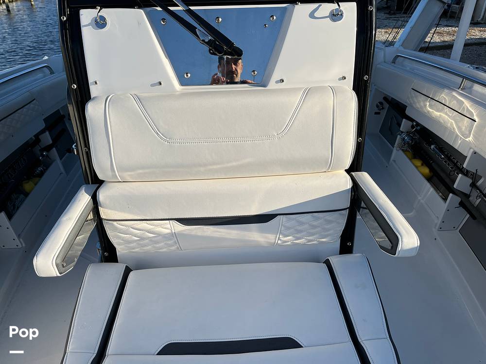 Slide: The Image of Cooler Seat W/backrest - 13591855