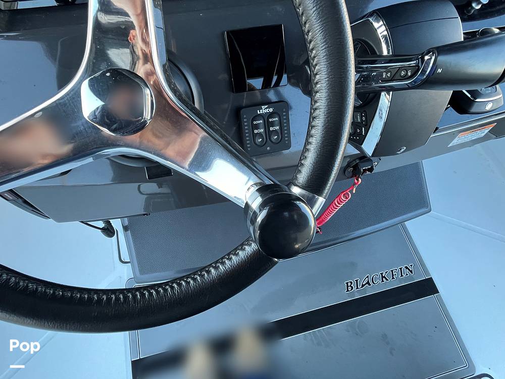Slide: The Image of Steering Wheel Knob - 13591792