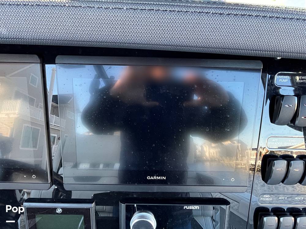 Slide: The Image of GPS/ Fishfinder/ Plotter - 13591797