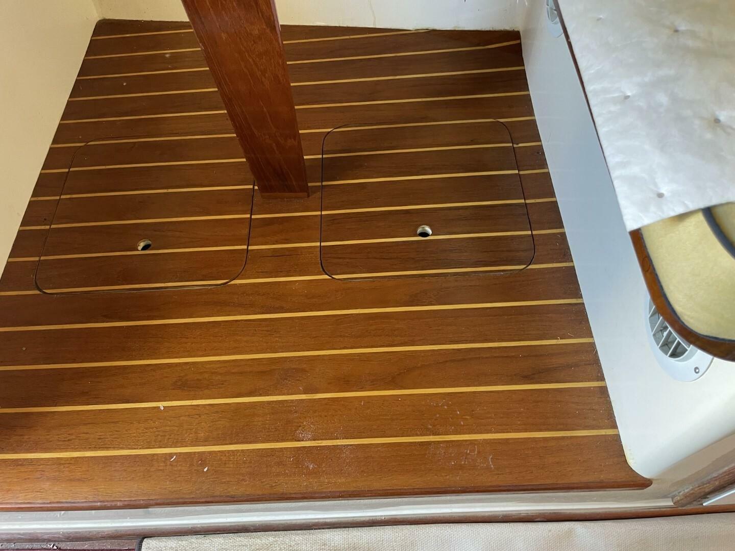 Slide: The Image of Blackfin 32 1985 - 5161041