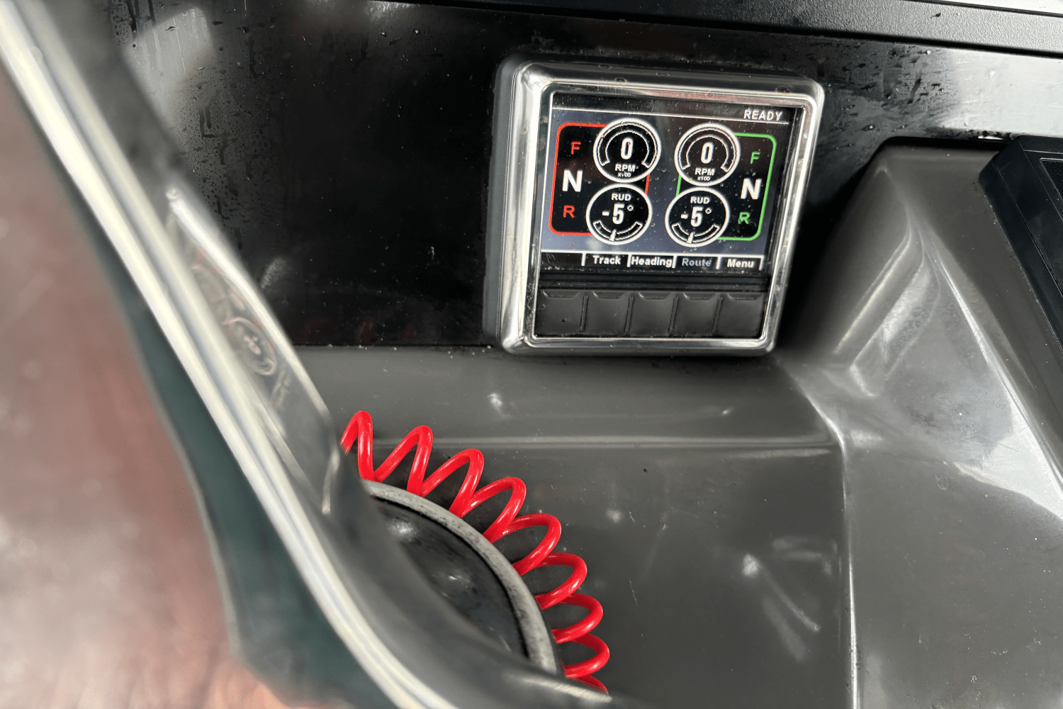 Slide: The Image of Blackfin 332 CC 2020 - 29