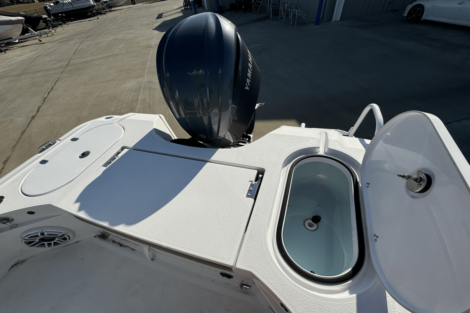 Slide: The Image of Blazer 2440 2023 - 10