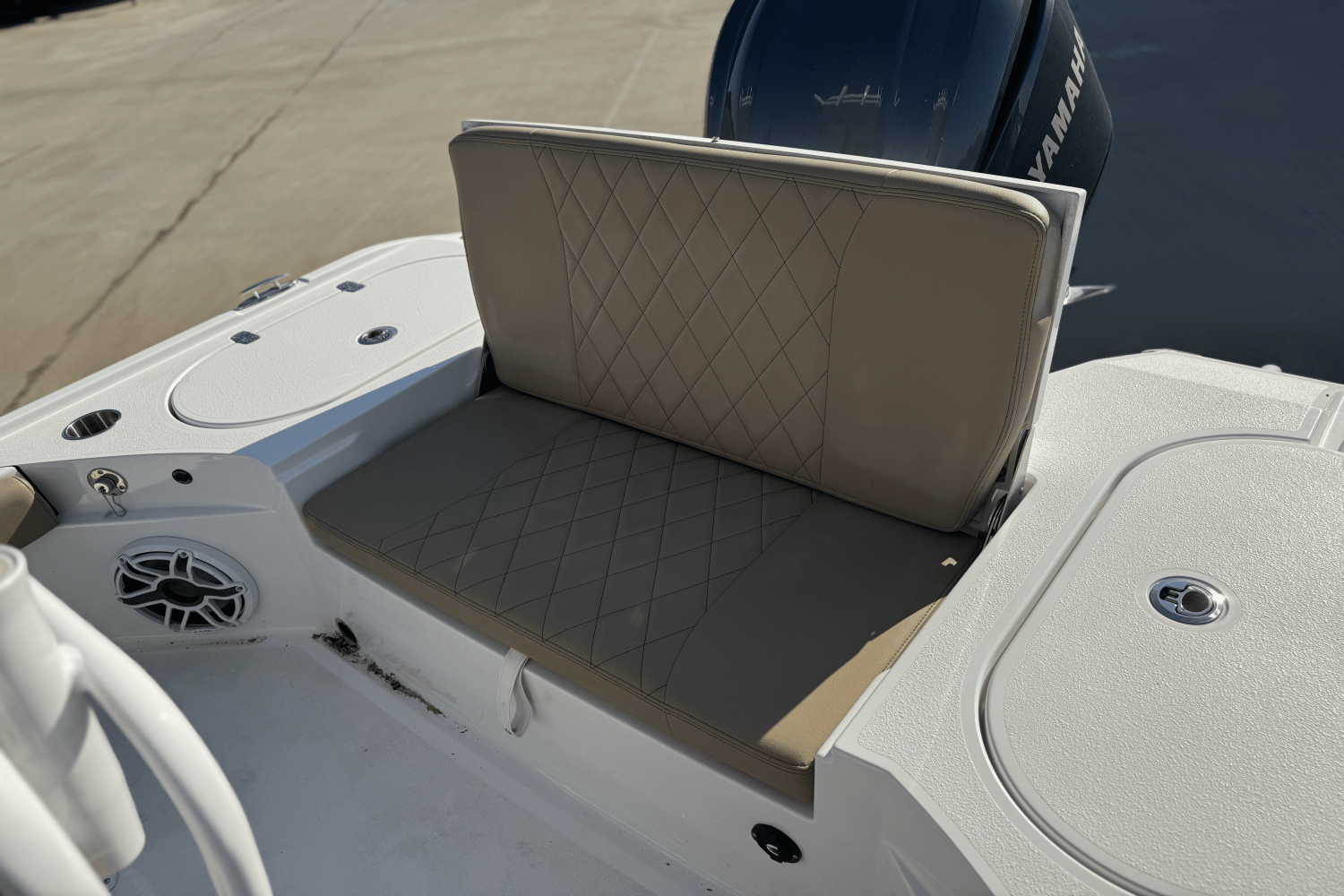 Slide: The Image of Blazer 2440 2023 - 11