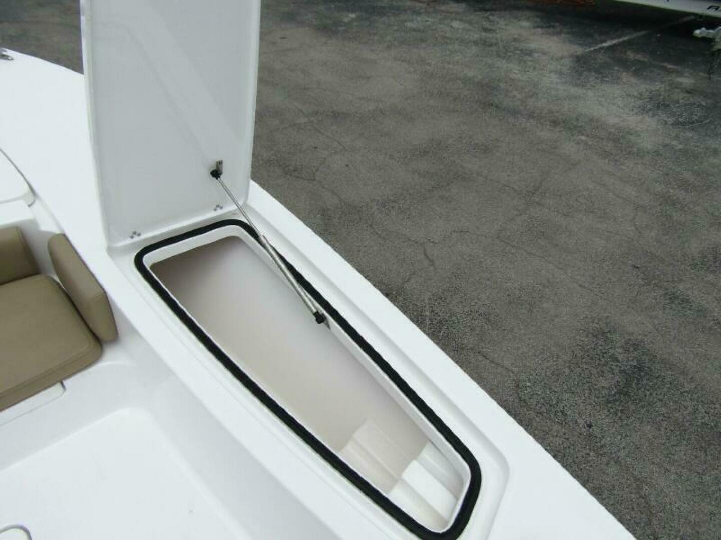 Slide: The Image of Blazer Bay 2550 GTS 2025 - 5375328