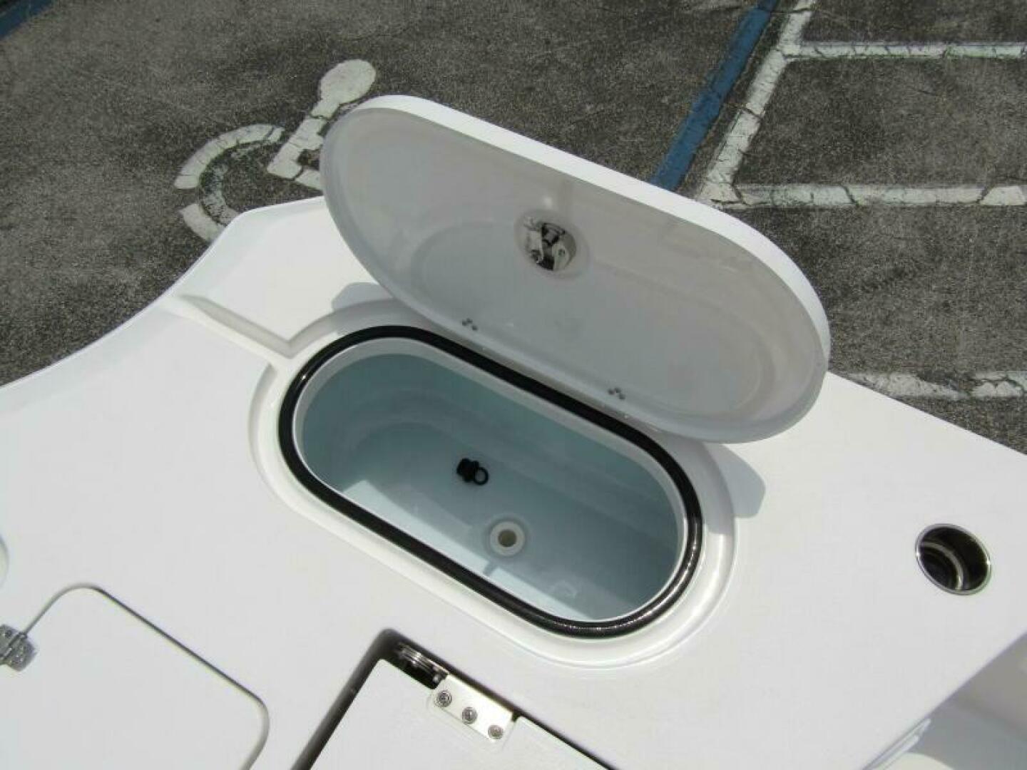 Slide: The Image of Blazer Bay 2550 GTS 2025 - 5375348