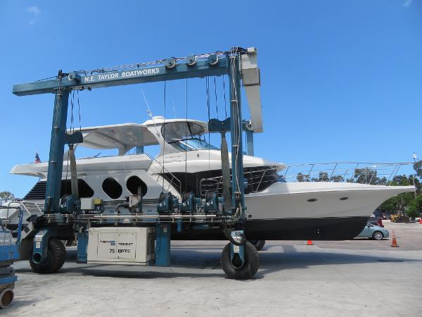 Slide: The Image of Bluewater 5800 2000 - 133