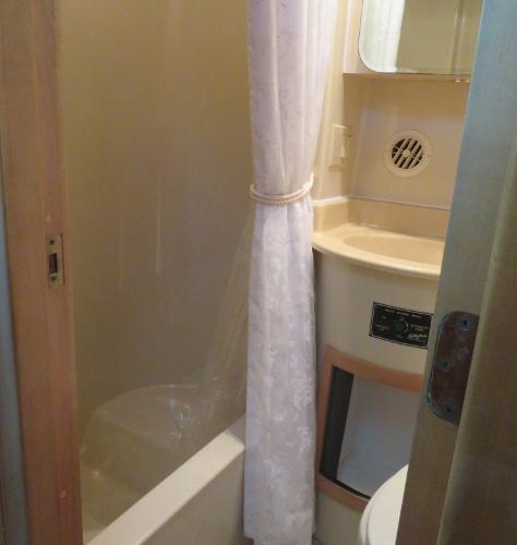 Slide: The Image of Bluewater 5800 2000 - 87