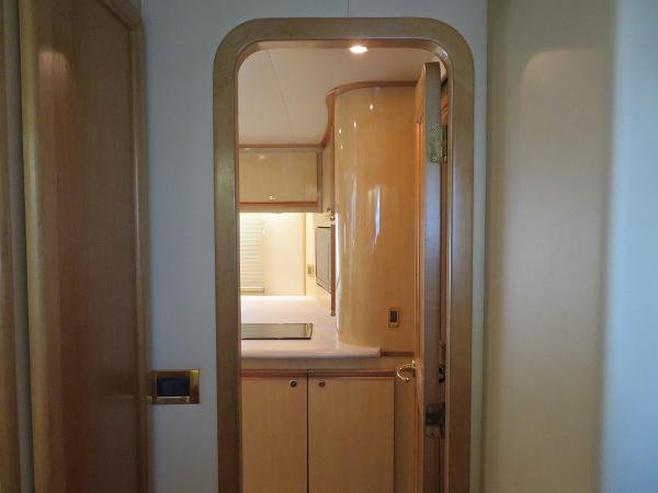 Slide: The Image of Bluewater 5800 2000 - 91