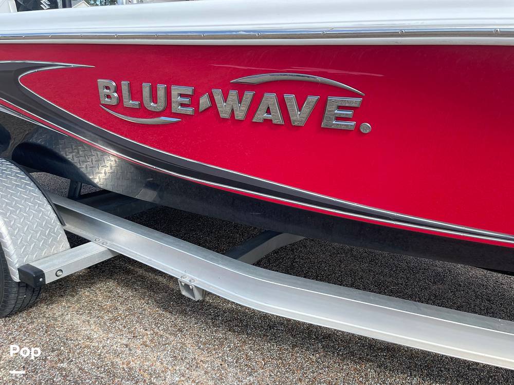 Slide: The Image of Blue Wave 2000 Pure Bay 2017 - 11978583