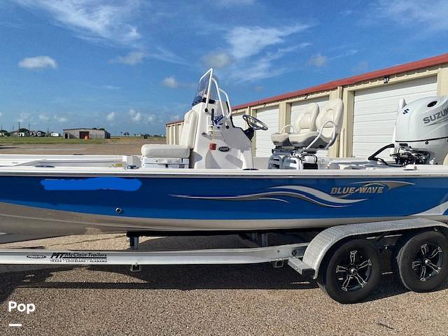 Slide: The Image of Blue Wave 2200 STL 2020 - 15674482