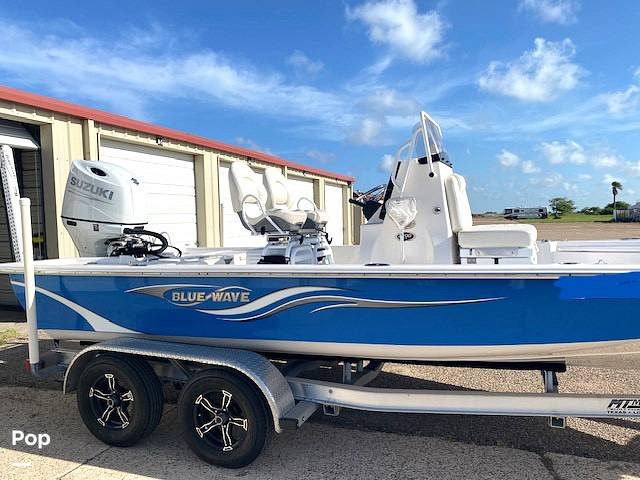 Slide: The Image of Blue Wave 2200 STL 2020 - 15674508