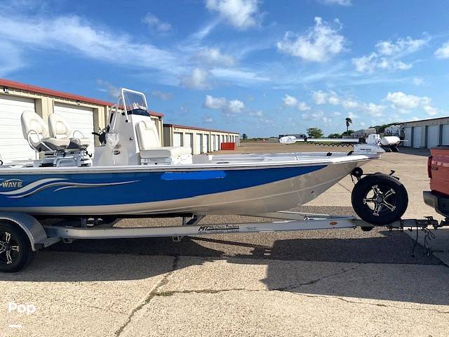 Slide: The Image of Blue Wave 2200 STL 2020 - 15674509