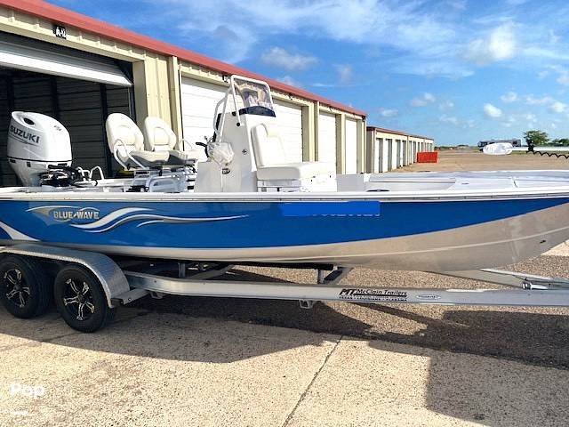 Slide: The Image of Blue Wave 2200 STL 2020 - 15674512