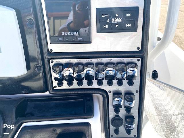 Slide: The Image of Blue Wave 2200 STL 2020 - 15674552