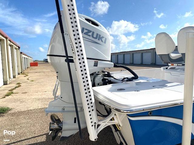 Slide: The Image of Blue Wave 2200 STL 2020 - 15675404