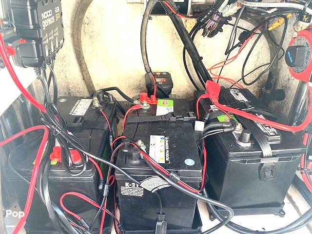 Slide: The Image of Blue Wave 2200 STL 2020 - 15675410