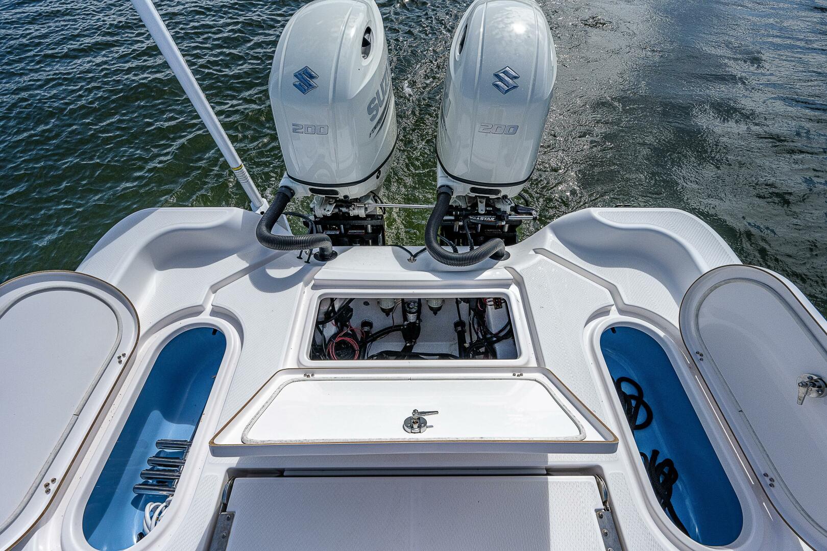 Slide: The Image of Blue Wave 2800 Pure Hybrid 2019 - 4255396