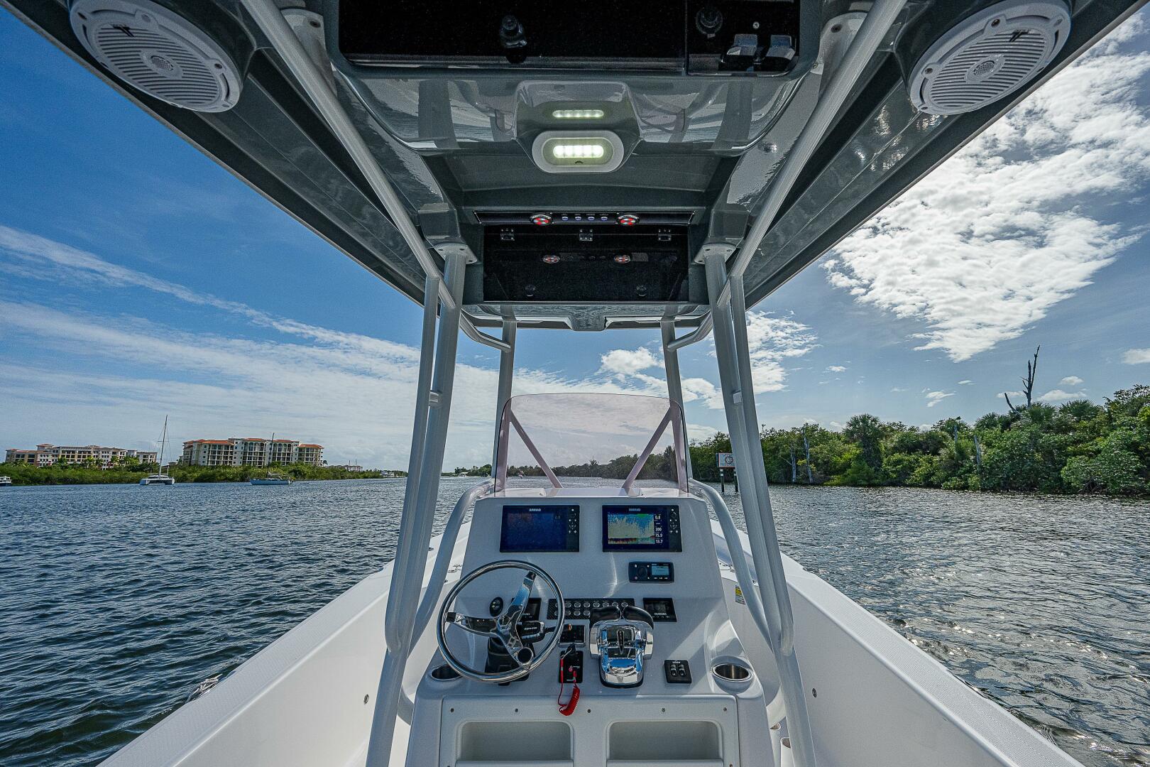 Slide: The Image of Blue Wave 2800 Pure Hybrid 2019 - 4255398