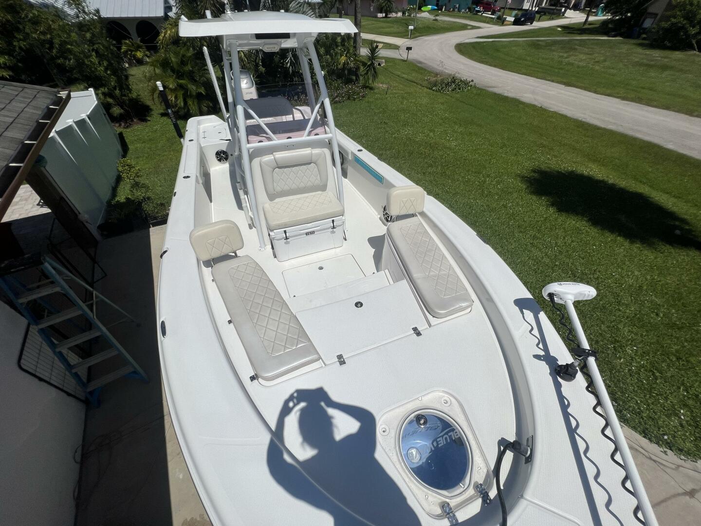 Slide: The Image of Blue Wave 2800 Pure Hybrid 2019 - 4364093