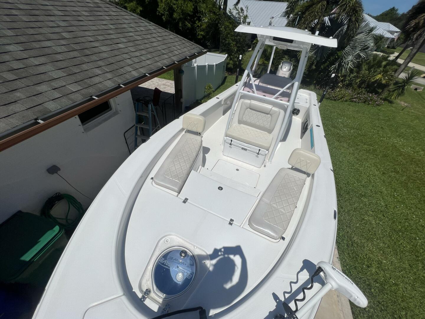 Slide: The Image of Blue Wave 2800 Pure Hybrid 2019 - 4364095