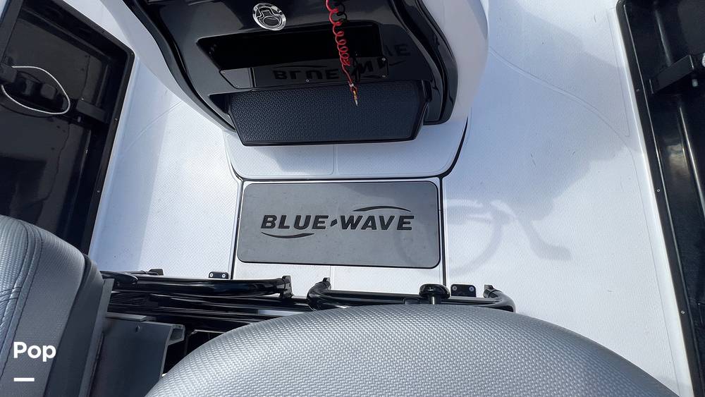 Slide: The Image of Blue Wave Pure Bay 2200 2022 - 14786877