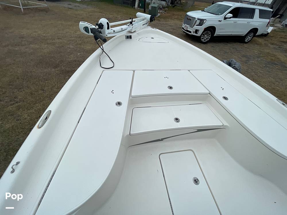 Slide: The Image of Cleat Pull Up/compartment Storage/trolling Motor - 14962275