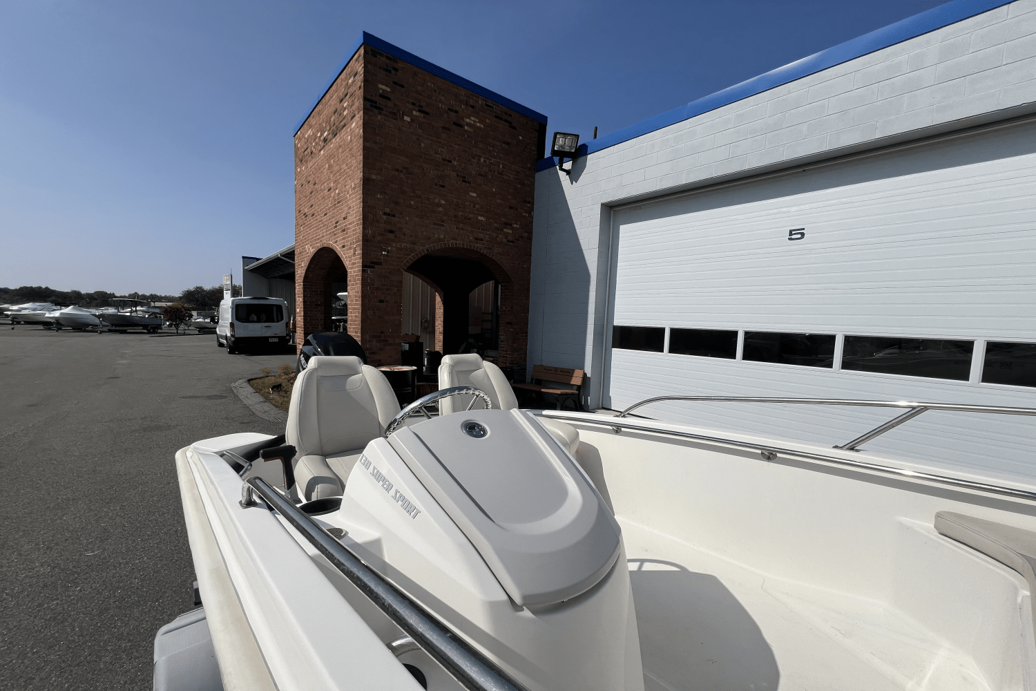 Slide: The Image of Boston Whaler 130 Super Sport 2020 - 10