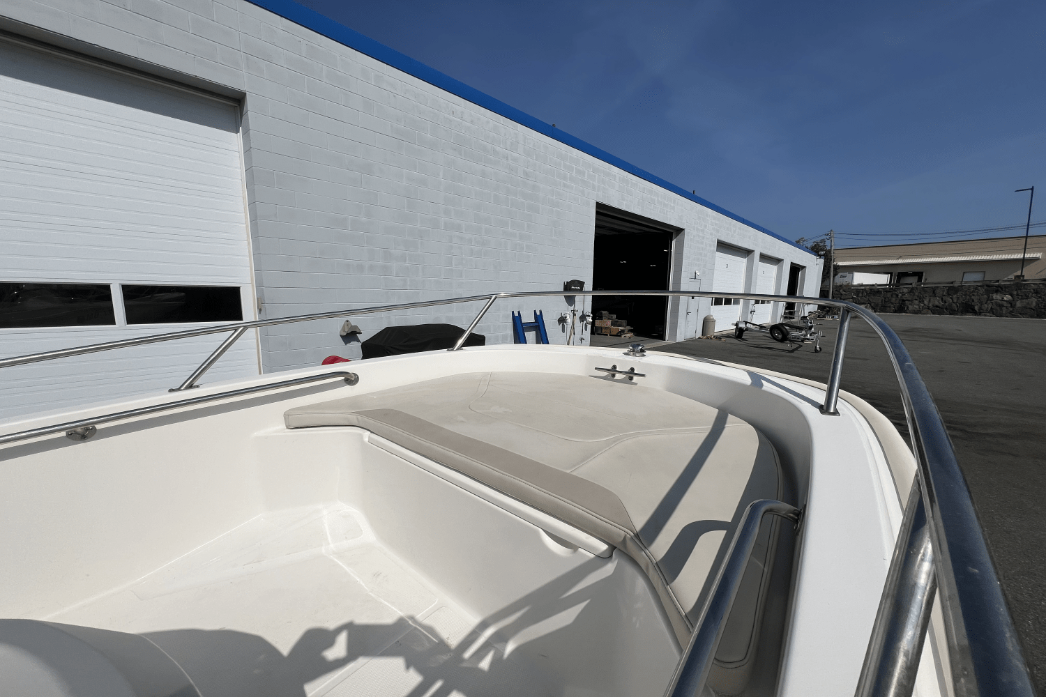 Slide: The Image of Boston Whaler 130 Super Sport 2020 - 11