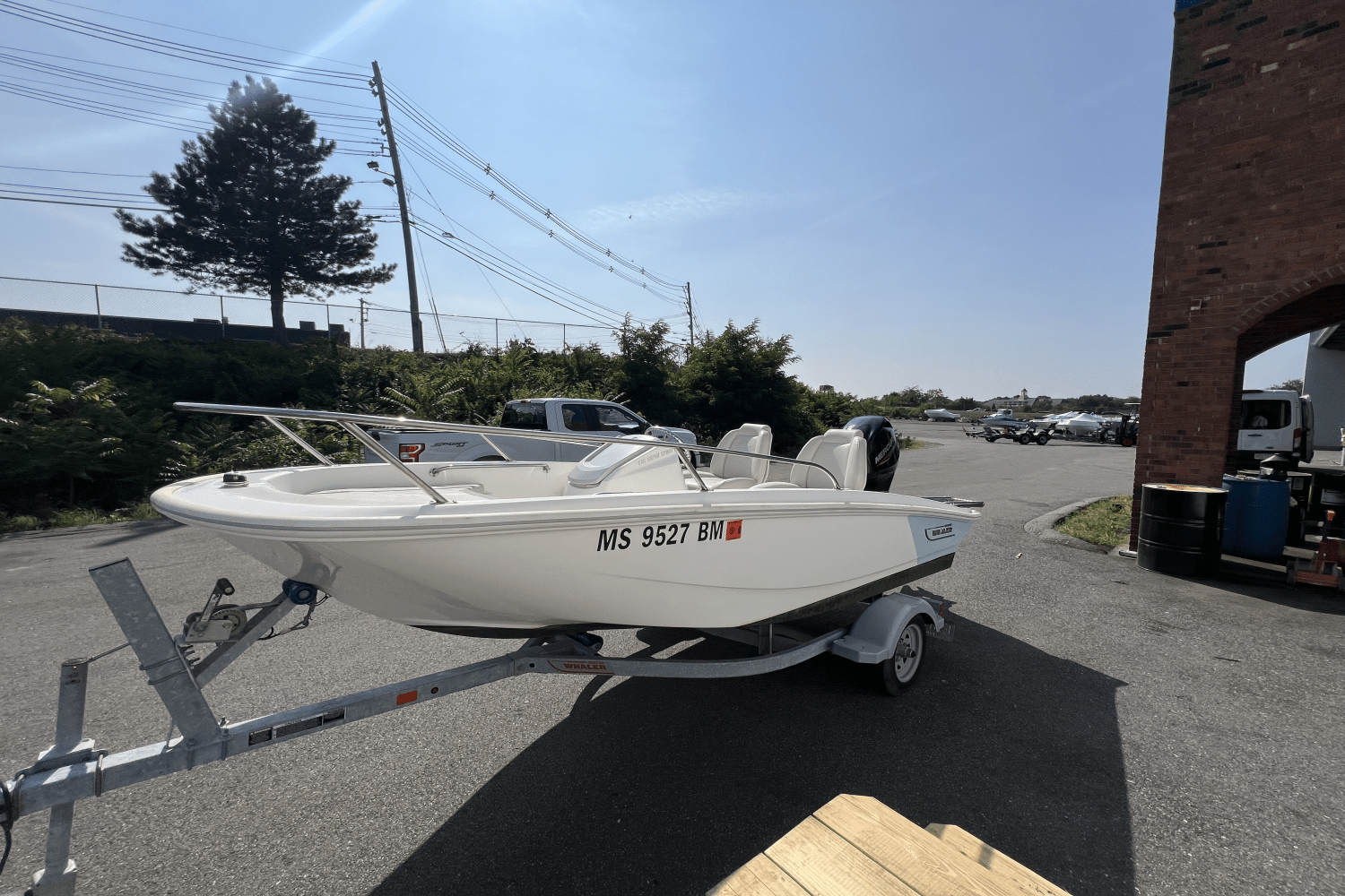 Slide: The Image of Boston Whaler 130 Super Sport 2020 - 6