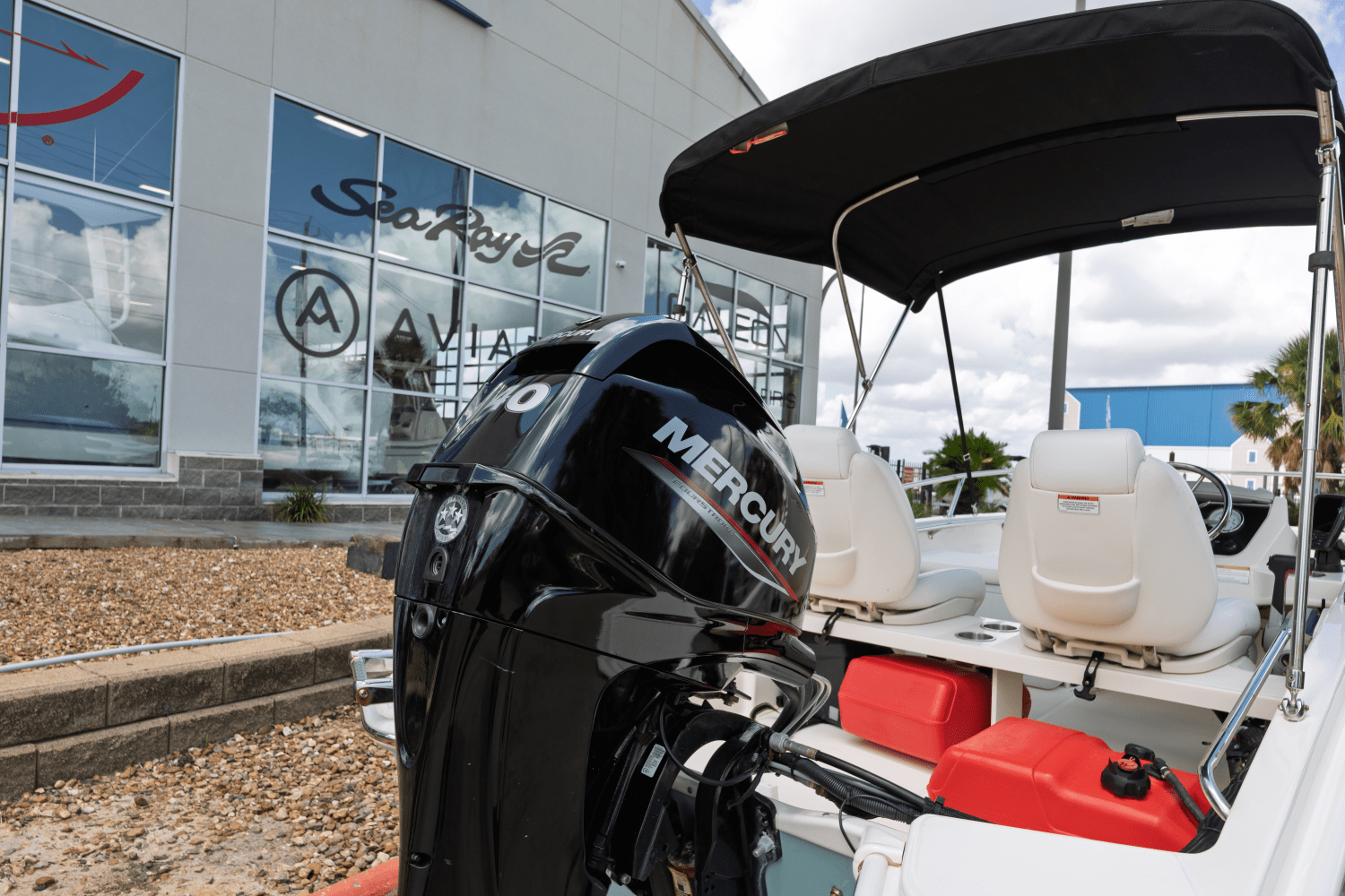 Slide: The Image of Boston Whaler 130 Super Sport 2021 - 8