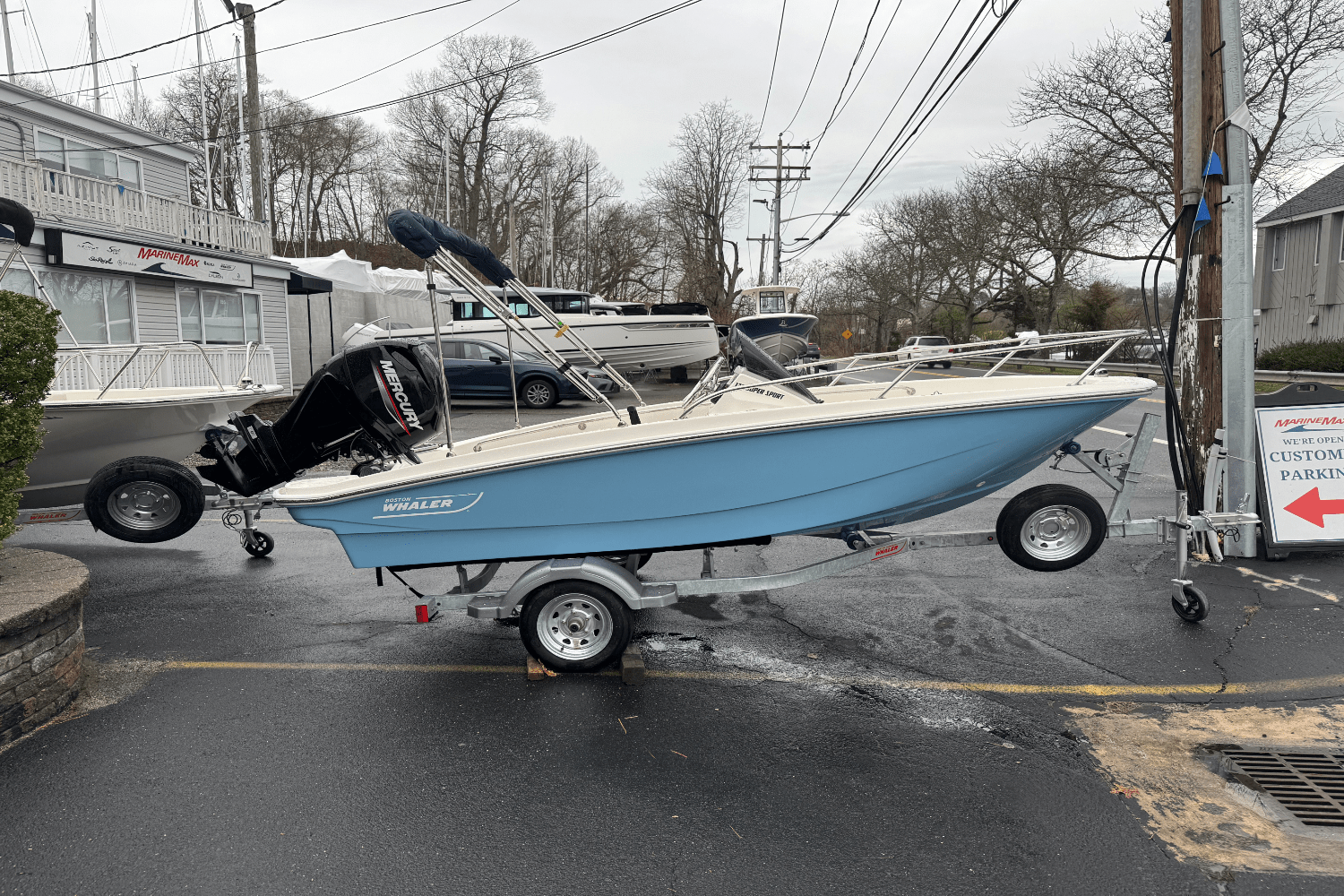 Slide: The Image of Boston Whaler 130 Super Sport 2025 - 0