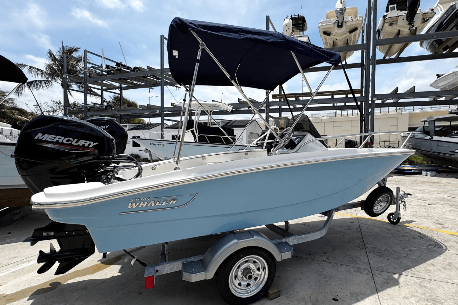 Slide: The Image of Boston Whaler 130 Super Sport 2025 - 1
